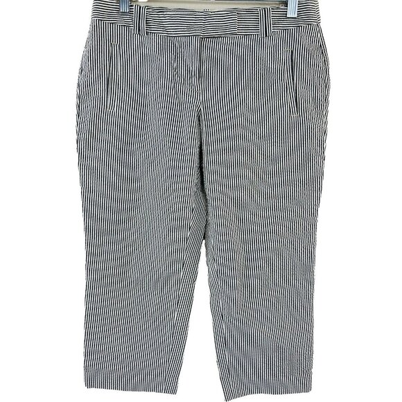 Ann Taylor Loft Seersucker Marisa Capri Pants Blue Stripes Size Petite 4 4P  EUC - Picture 1 of 12